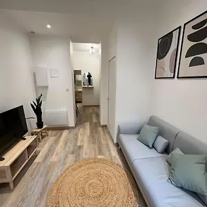 Tres Bel Neuf Appartement