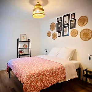 40m2-air Conditioning-elevator-underground Parking-self Checkin! Climatise 40m2-ascenseur-parking Souterrain -arrivee Autonome Appartement