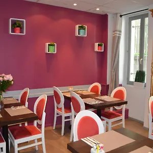 2* Hotel Les Corps Saints