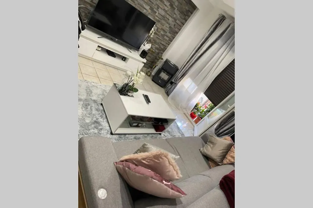 Petit appartement de 50 m2 entièrement rénové France